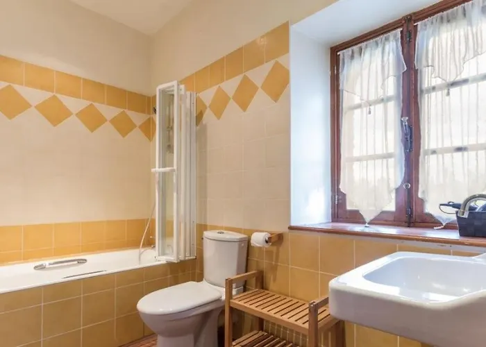 Manoir Du Petit Logis Heudicourt (Eure)